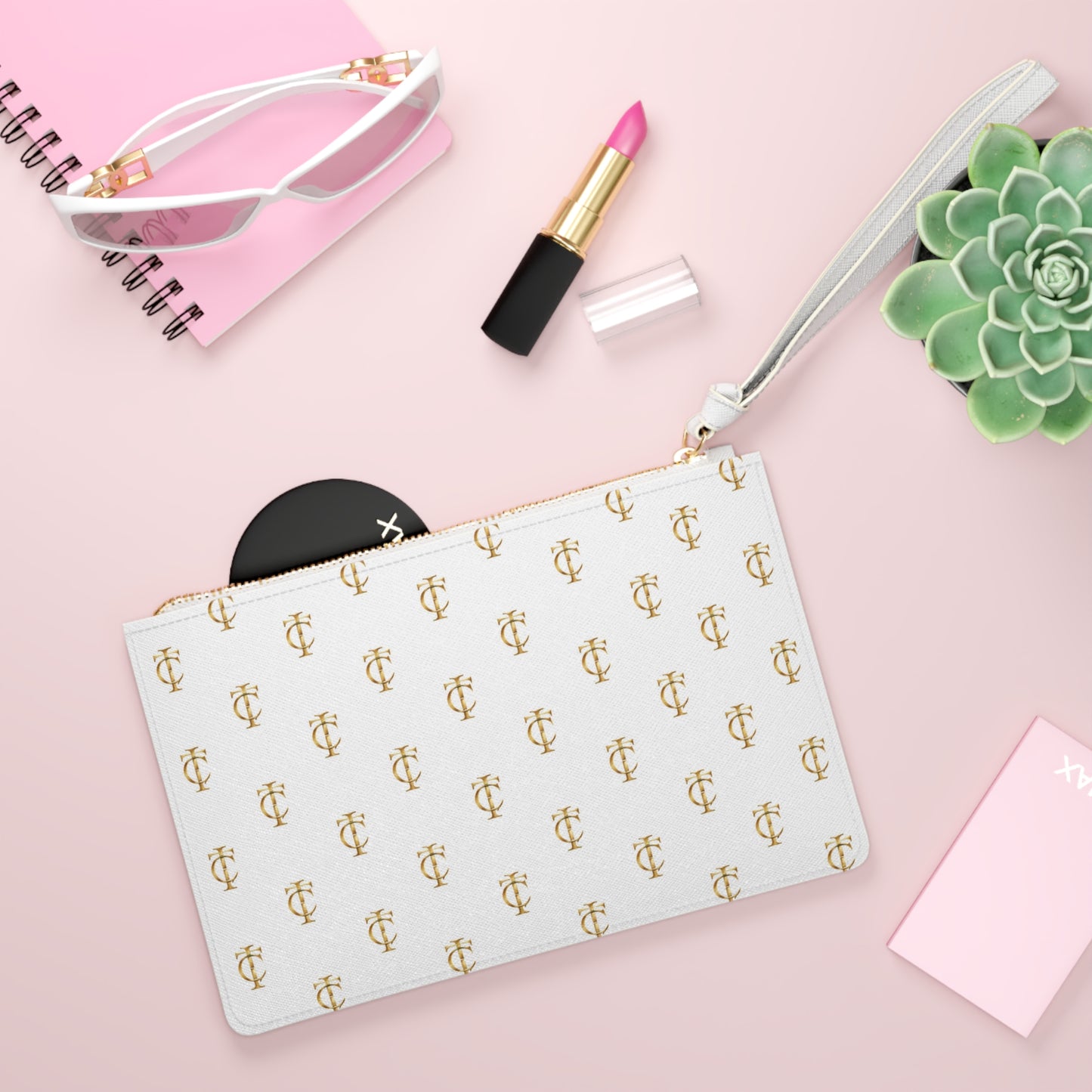 SKINCARE CLUTCH WHITE